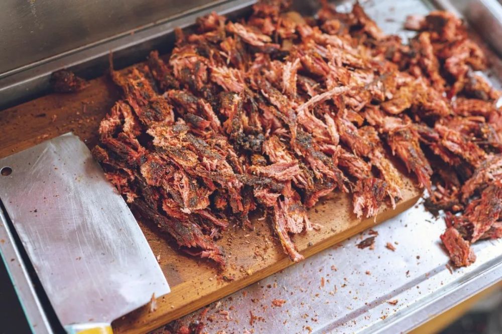 来彝人古镇享受悠长假期,怎少得了这些美味小吃!_腾讯新闻