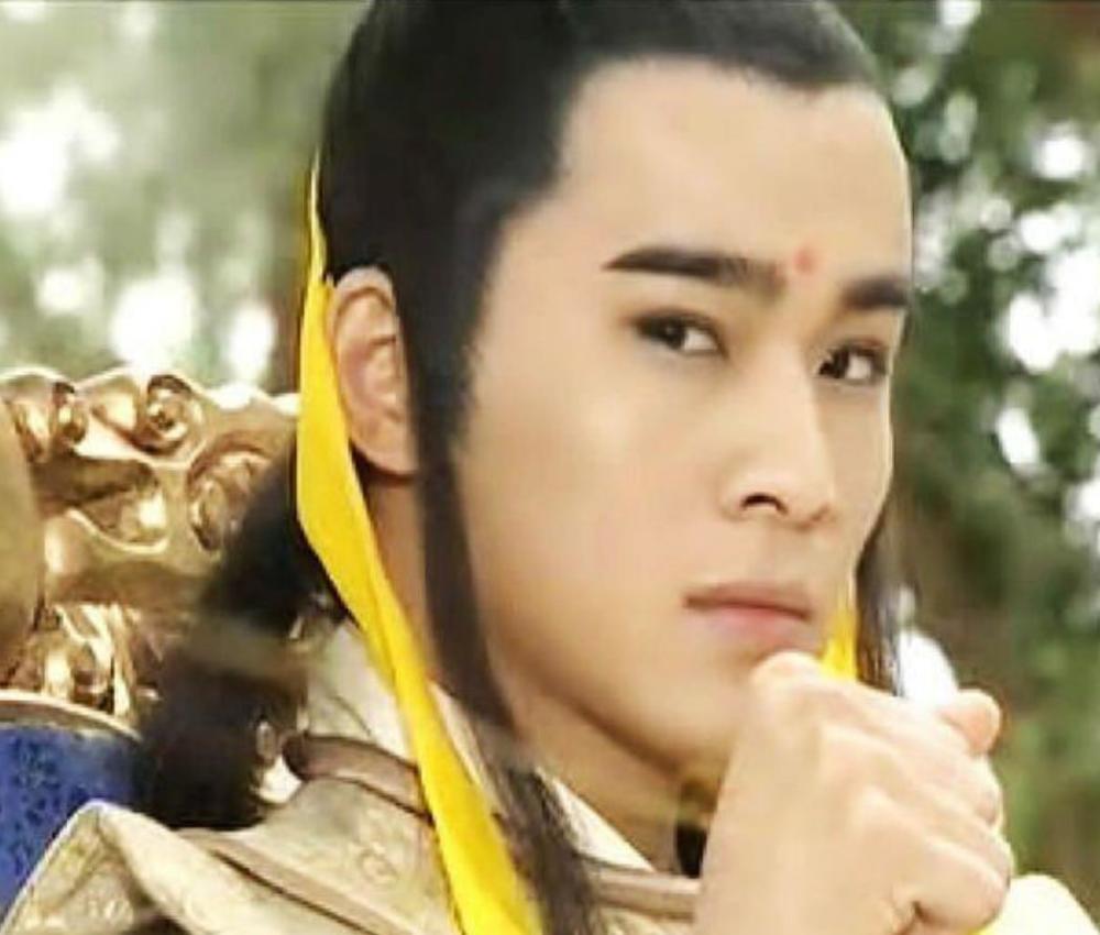 当年爆红全网的 天涯四美 三位都已结婚当爸 唯独他45岁还在演偶像剧 腾讯新闻