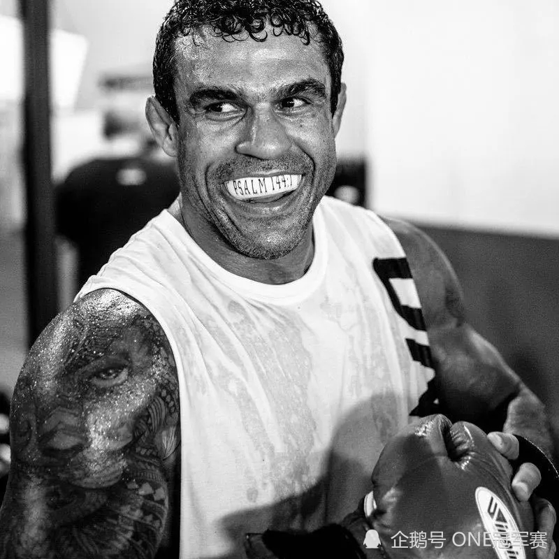 年龄的增长只会让我更强壮维托贝尔福特肌肉逆生长