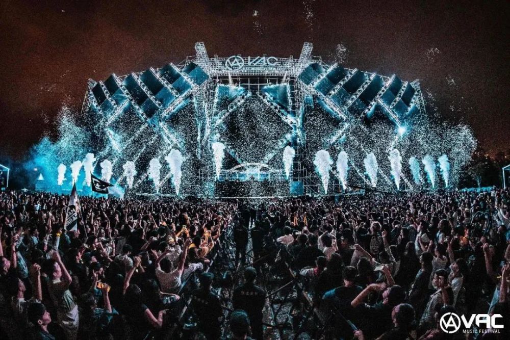 今年国庆中秋海口演艺活动非常丰富,包括"2020海口国际电音节vac电音