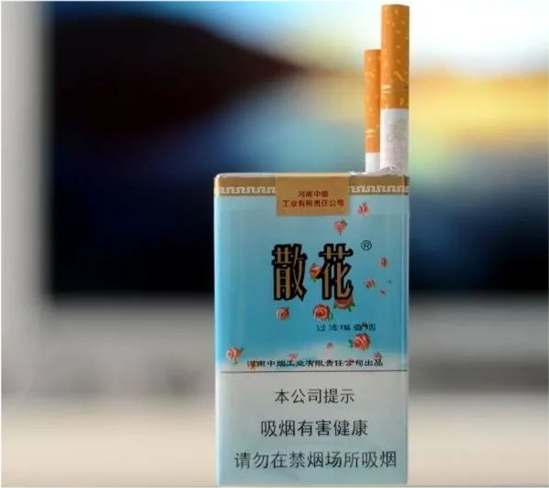 现在这市场上,3块钱能抽的烟真不多了,但是据说散花香烟的性价比十分