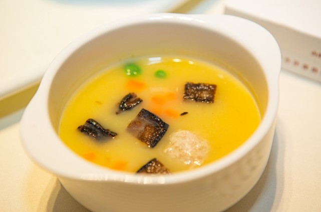 臭豆腐和湘菜玩联名?这场"真香"品鉴会吸引长沙餐饮圈半壁江山