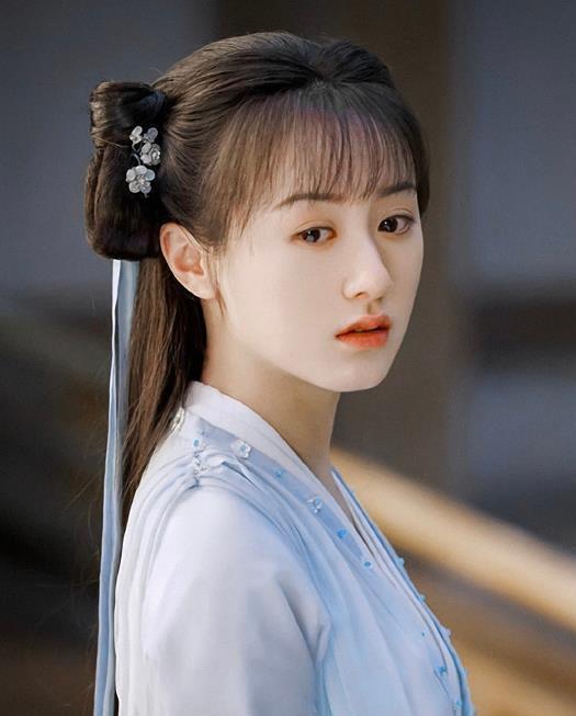 《琉璃》收官后,成毅剥离角色,司凤和璇玑貌合神离