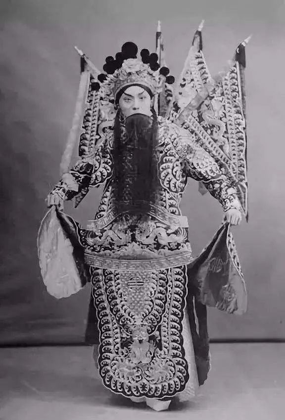 李少春教子67往事_腾讯新闻