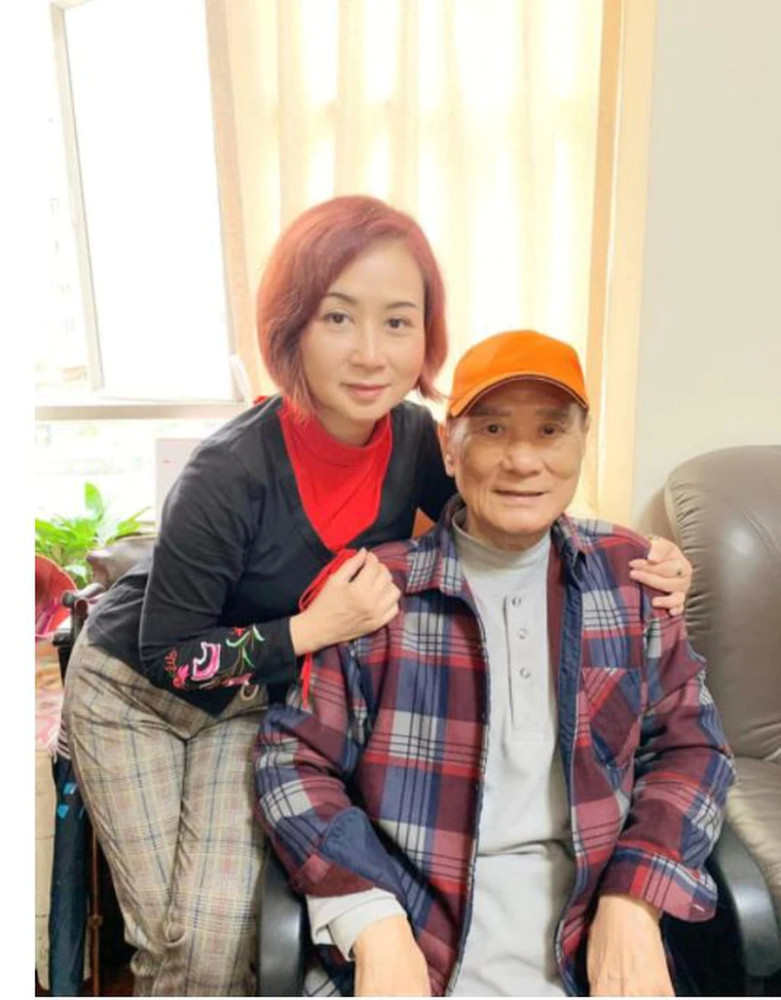 tvb|谭炳文设灵，众星送别，谢贤拄拐杖憔悴现身，TVB高层全数到齐