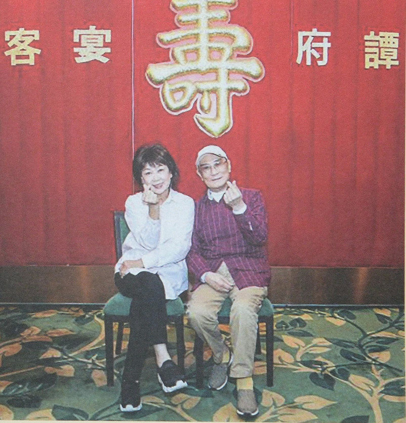 tvb|谭炳文设灵，众星送别，谢贤拄拐杖憔悴现身，TVB高层全数到齐