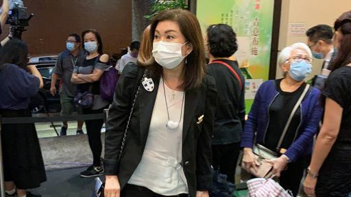 tvb|谭炳文设灵，众星送别，谢贤拄拐杖憔悴现身，TVB高层全数到齐