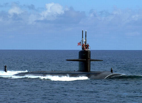 1990年11月,"antares"号远洋渔船在英国苏格兰西岸克莱德湾进行作业