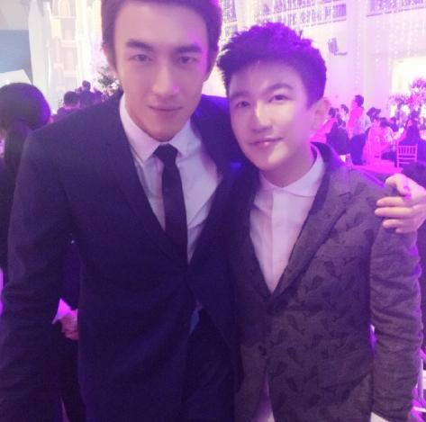 蓝盈莹|这些八竿子打不着的明星竟是同学：papi酱颖儿，林更新张大大