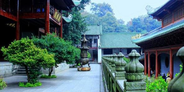 王勃|自能成羽翼，何必仰云梯？王勃这首诗体现了一种自信