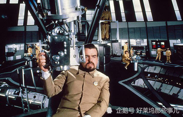 迈克尔·朗斯代尔|007老戏骨迈克尔·朗斯代尔去世 一生演过200多个角色