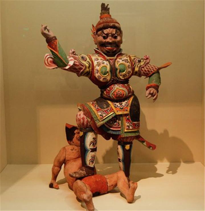木俑|阿斯塔那出土一尊木俑，它构造特殊，号称是木俑界的“变形金刚”