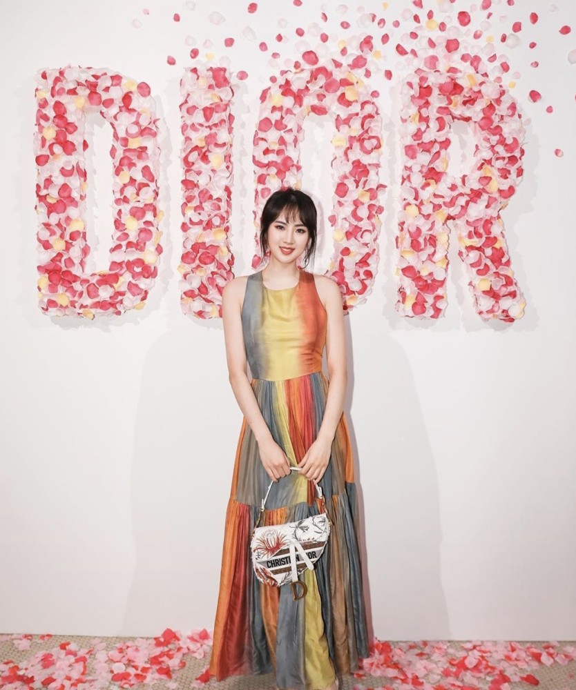 任正非|任正非将小女儿保护得太好，不走姐姐孟晚舟老路，转型进军时尚圈