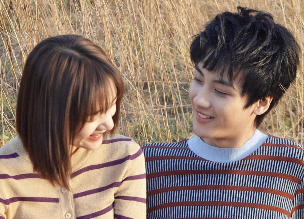 成毅|30岁成毅和16岁边程，出戏后谁更让女主尴尬？