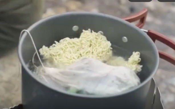 雪兔子|水母雪兔子一身本领，却躲不过摧花辣手