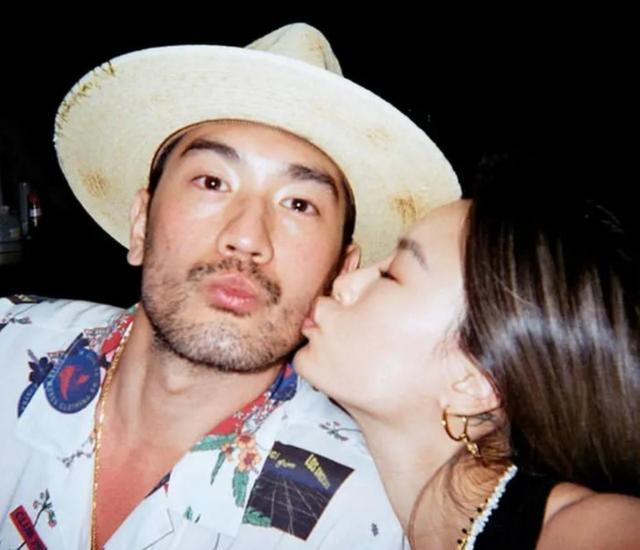 高以翔|女友为高以翔庆36岁冥诞，晒大量珍贵旧照！却被批想借逝者出道？