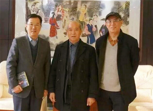 英国|中国男子继承英国农场，从中挖出10万件珍贵中国文物，价值数十亿