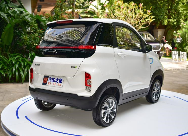 新款长安欧尚尼欧Ⅱ上市两款车型售399万起