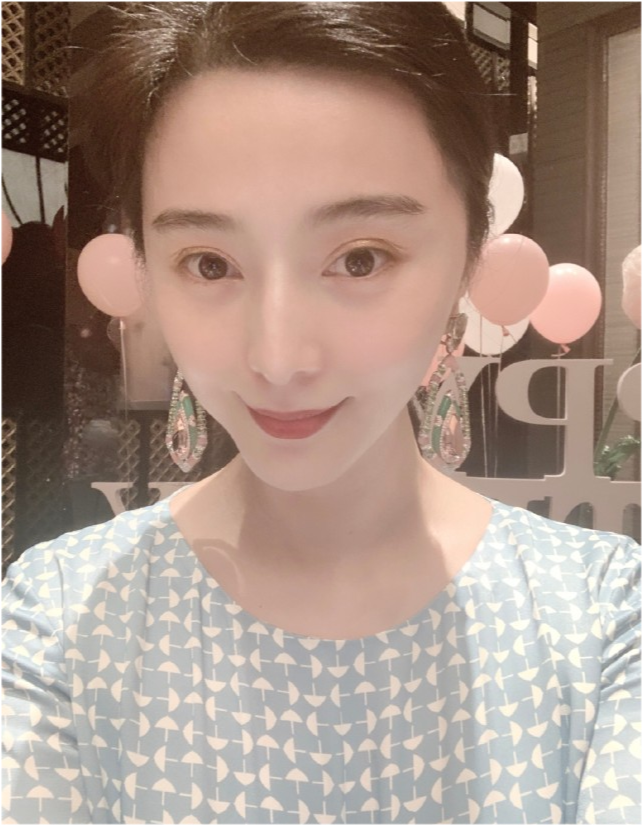 颜值|范冰冰翻身无望？颜值下降资源缩水，网友吐槽刚巧圆了40岁退休环球旅游梦