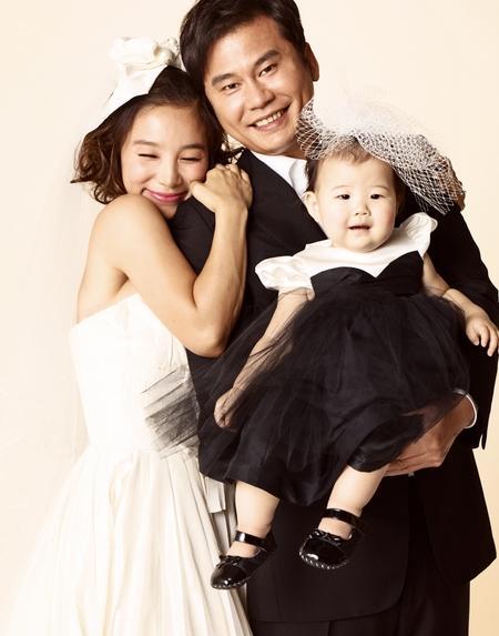 梁铉锡和李恩珠很快开始交往,并最终结婚.