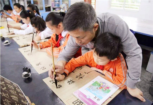 汉字|世界上大部分文字，都字母化了，为什么只有中国能保住象形汉字