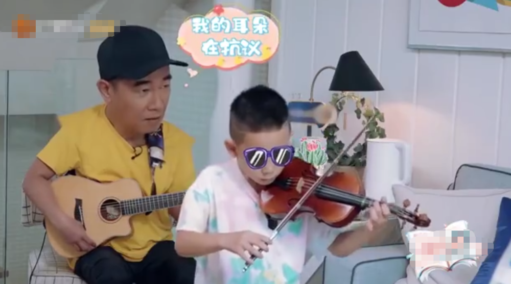 jasper拉小提琴像锯床腿应采儿憋笑陈小春吐槽受不了