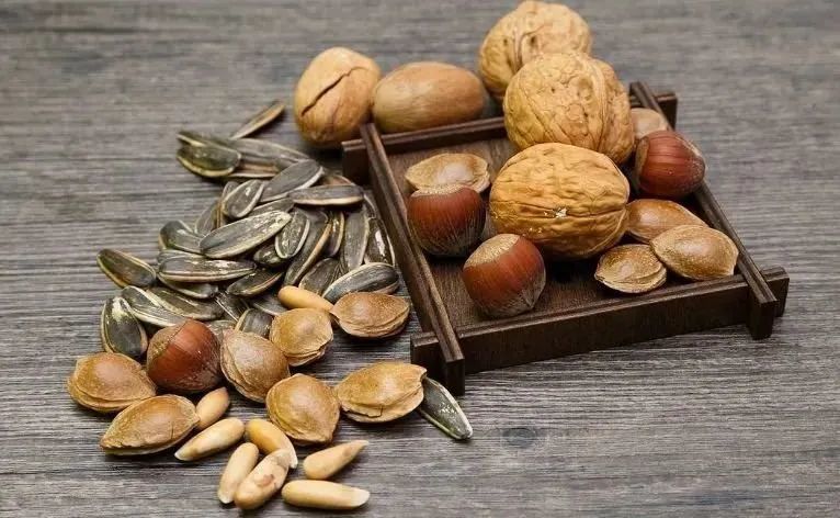 α-亚麻酸|26岁女子，突发心梗离世，生前不碰烟酒，却把一样东西当水喝