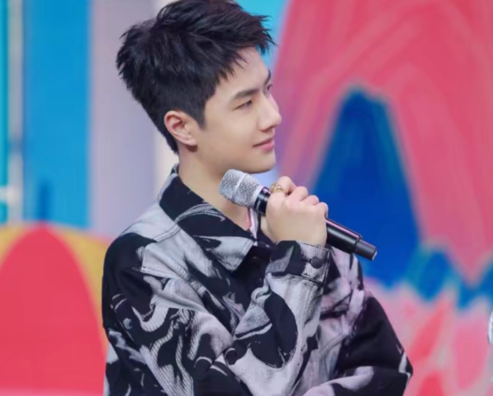 王一博|《天天向上》开设小二班，王一博带头挑选下一个新星，要搞大事情