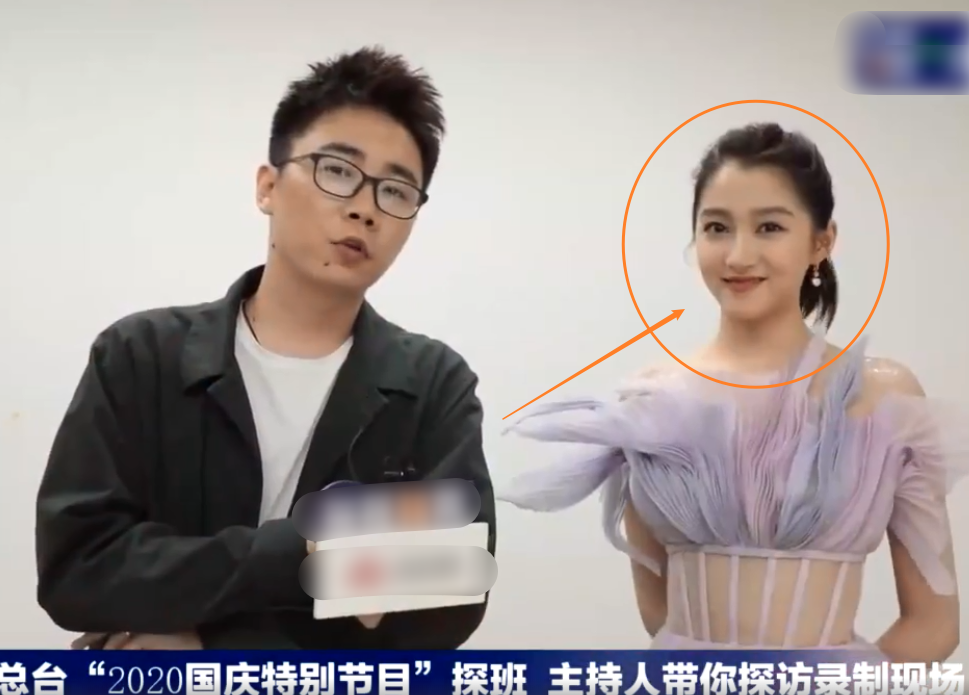 关晓彤|都说关晓彤看上去很壮，当她出现央视无精修镜头里，身材认真的？