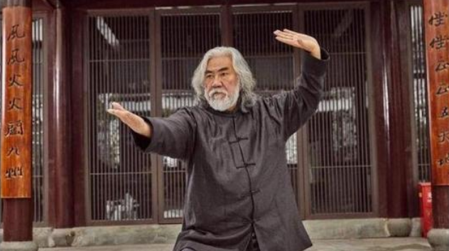 张纪中|相差31岁老少恋，我却看到了爱情！