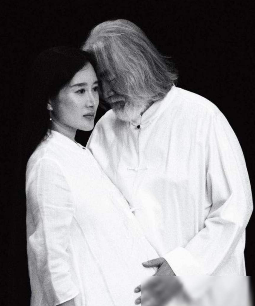 张纪中|相差31岁老少恋，我却看到了爱情！