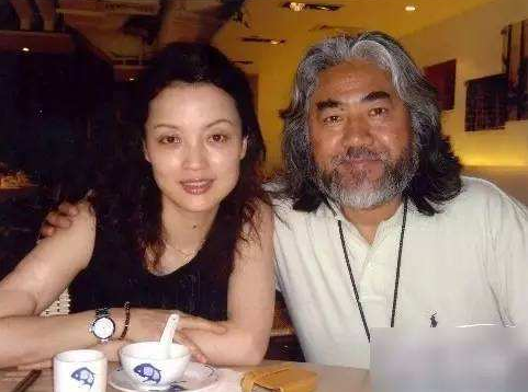 张纪中|相差31岁老少恋，我却看到了爱情！