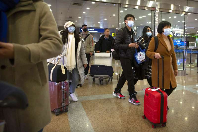 台湾妇女从上海返台5日居家隔离期间惊传暴毙家中 腾讯新闻