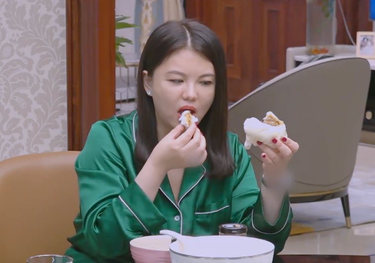 李湘|李湘有多懒？不做家务，不搬行李，在家只动口不动手