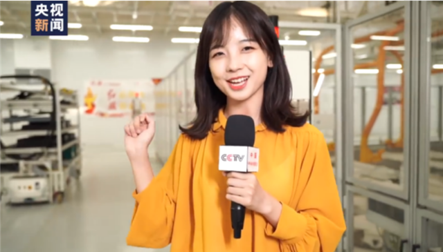 王冰冰|央视美女记者王冰冰登上热搜，可爱又好看，90后学霸名校毕业