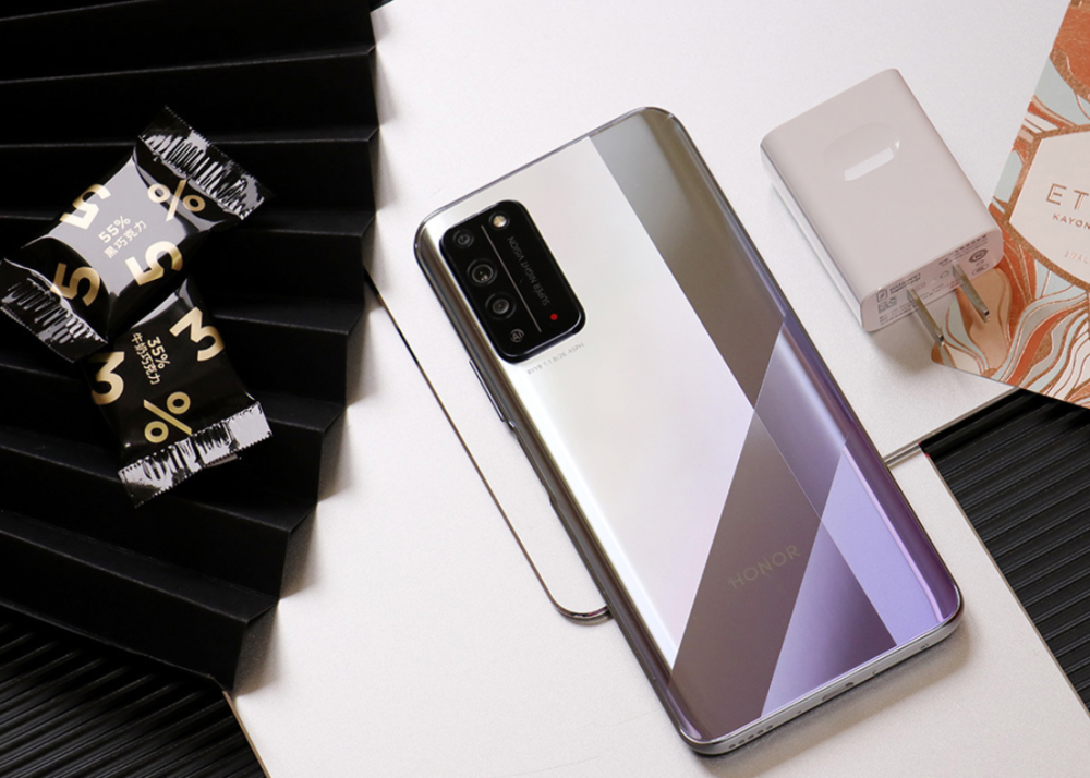 华为发力,麒麟820 6 128gb跳水200,5g手机中的"战斗机"