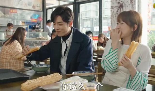 肖战|肖战《余生》大讲土味情话，爆笑晒表情包回应：怪不好意思的