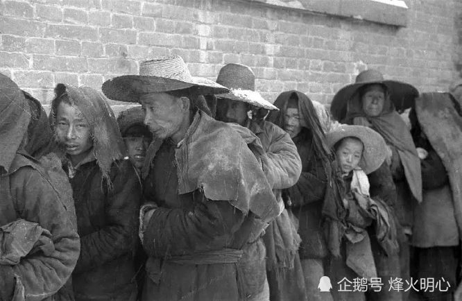 外國記者1942年拍攝的河南大饑荒