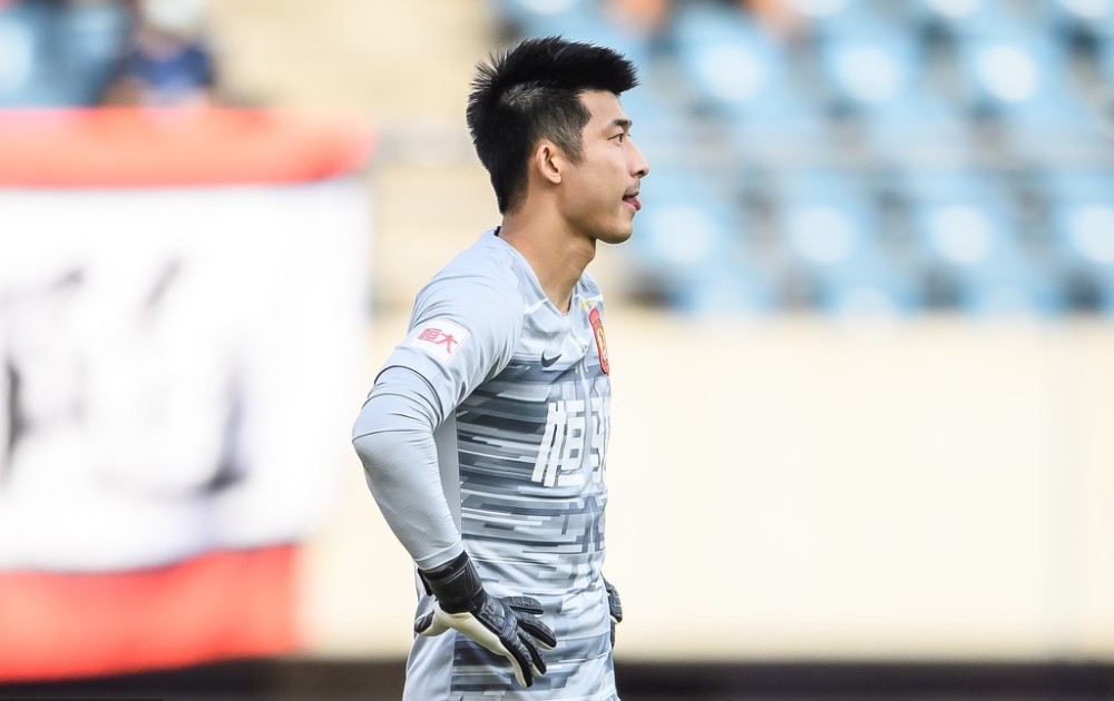 恒大提前晋级并锁定头名,刘殿座有望坐稳双料主力门将