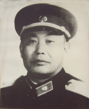 也是唯一晋升少将军衔的人|华容县|解放战争|少将|吕展|开国大典|北京