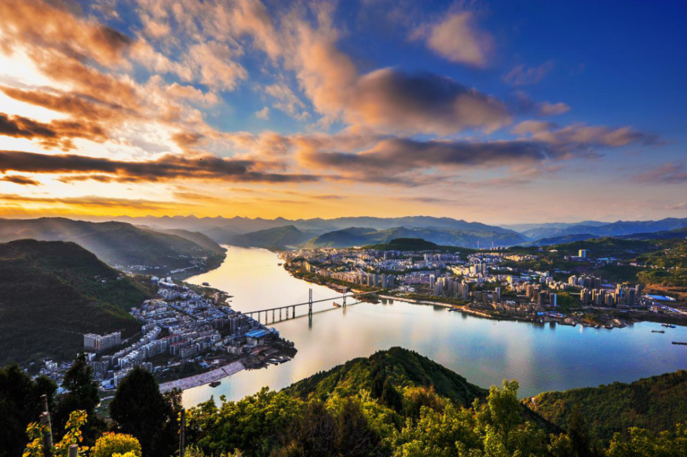 我为群众办实事水口镇场镇改造展新貌