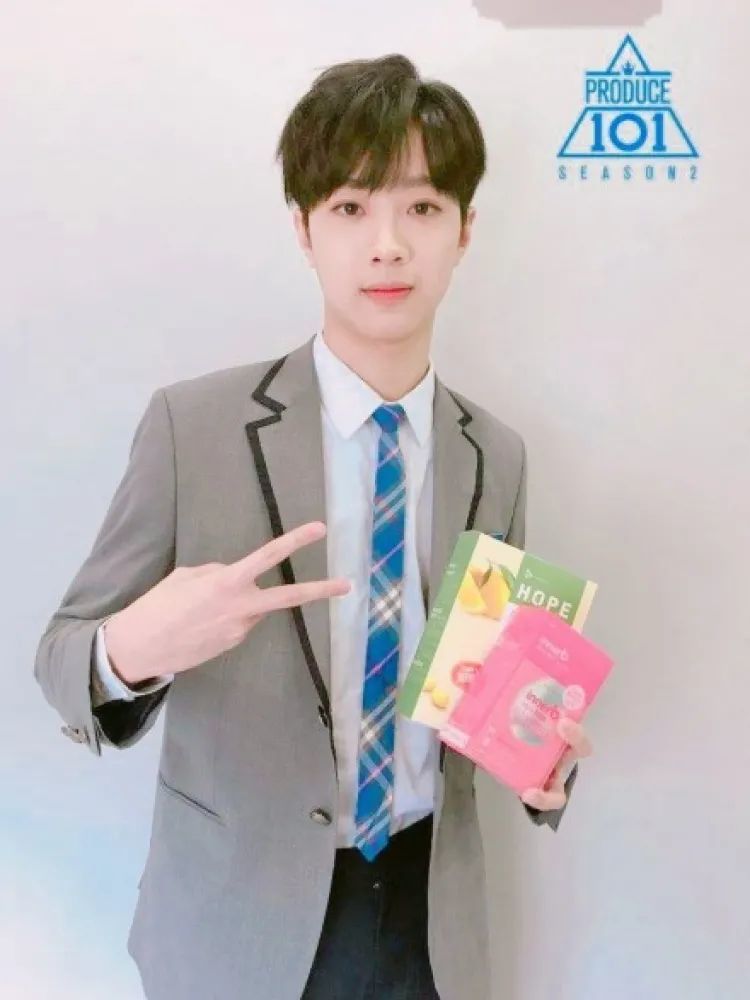 赖冠霖|他每次上热搜都让人意想不到……