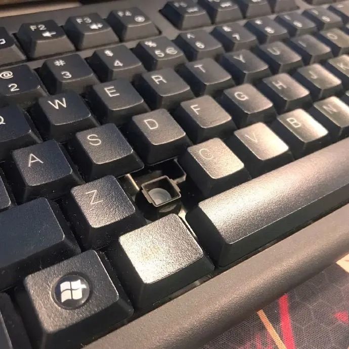 赖冠霖|他每次上热搜都让人意想不到……