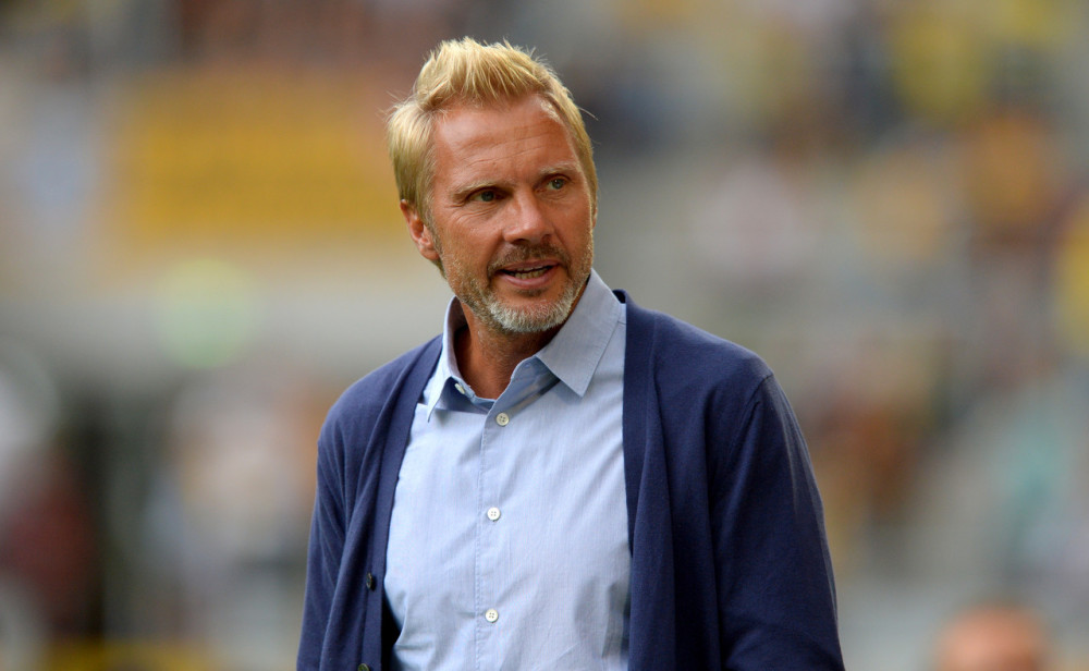 连续8场比赛不胜神户胜利船主帅芬克下课