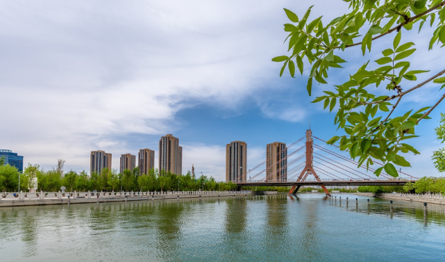 新疆克拉玛依,一座即将要崛起的世界级大型城市,未来发展不可估量!