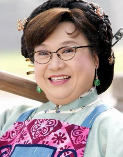 沈殿霞地位多高她是过红磡海底隧道不掏钱第二人特首都不行