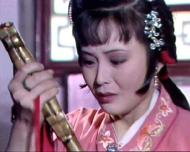 林黛玉|《红楼梦》尤三姐自刎，柳湘莲出家，薛宝钗的反应为何很冷漠？