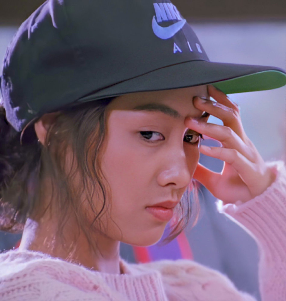 48岁朱茵最新近照曝光,年轻状态让人惊叹,真的不是逆生长?