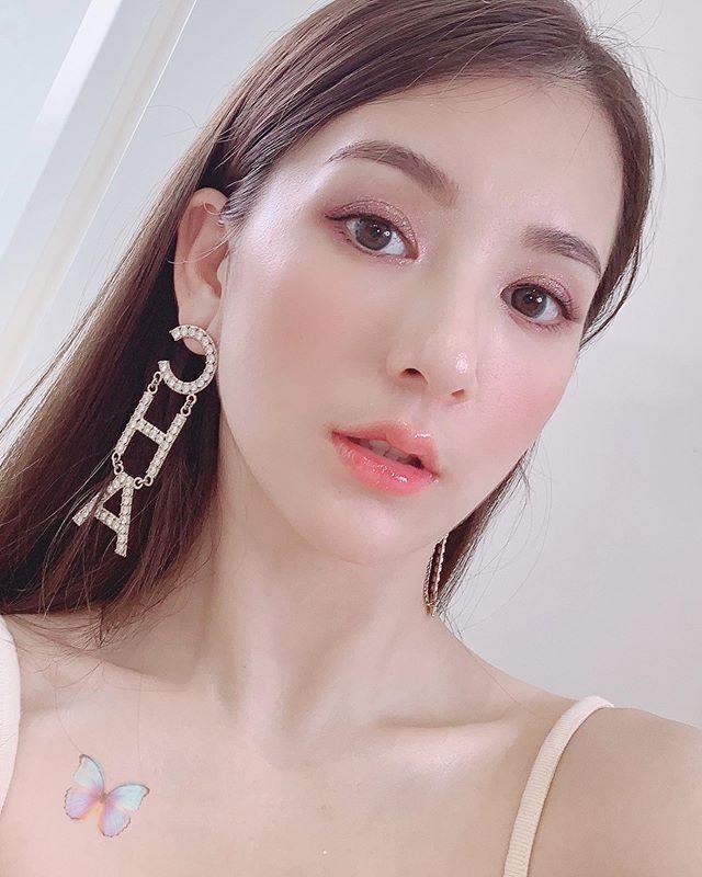 郭富城|方媛力挺郭富城新电影，第三次观看后晒美照，她又变漂亮了