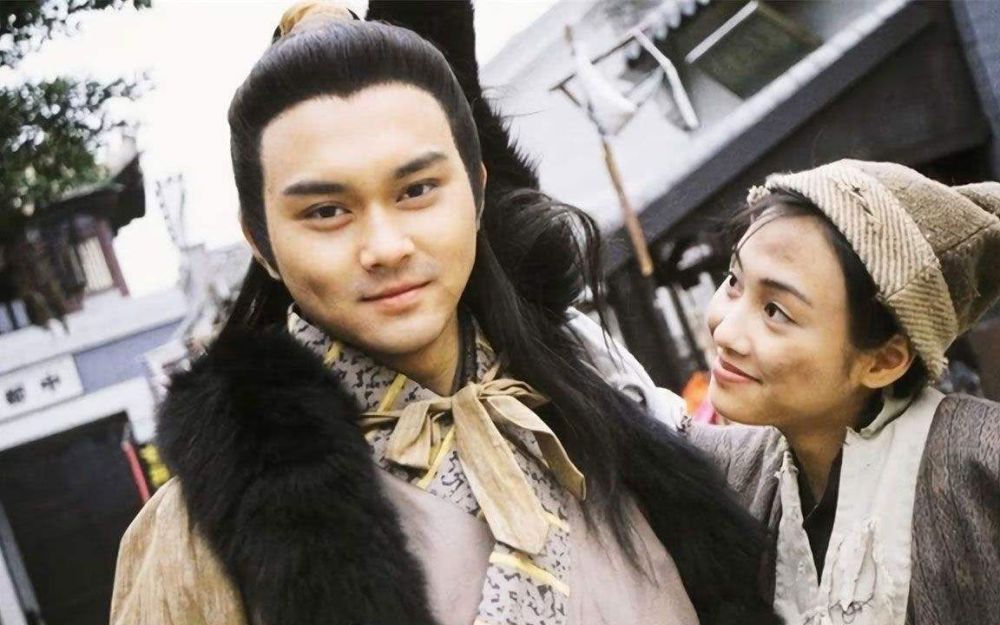 黄药师|新修版中，金庸为什么修改黄药师等人的年纪？为了保住华山一论的水准